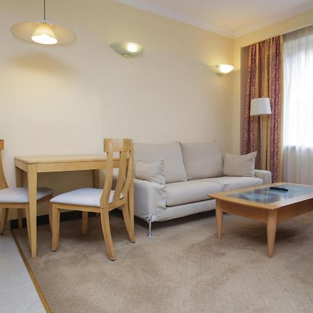 Chagala Atyrau Hotel Eksteriør billede
